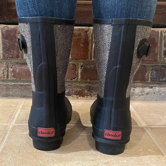 Chooka Classic Mid Calf Rain Boot - Picture 4 of 8